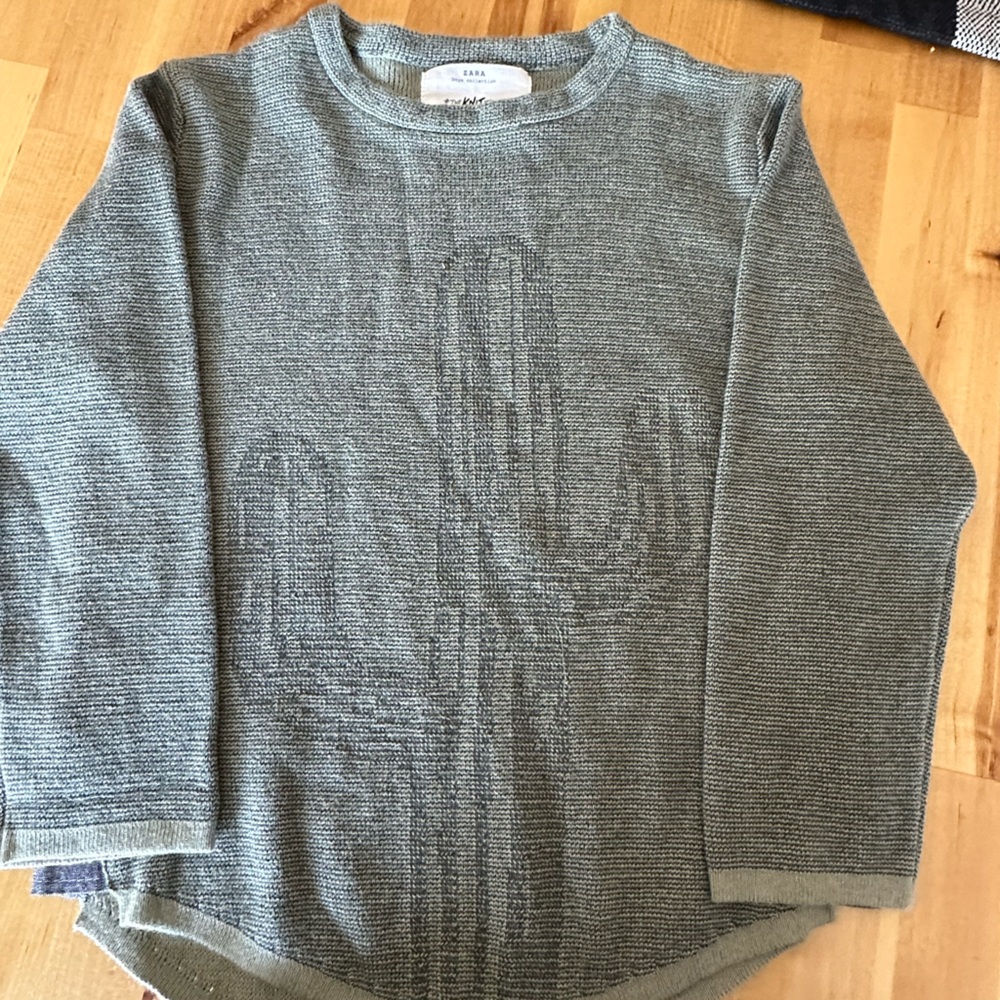 Zara size 5T sweater